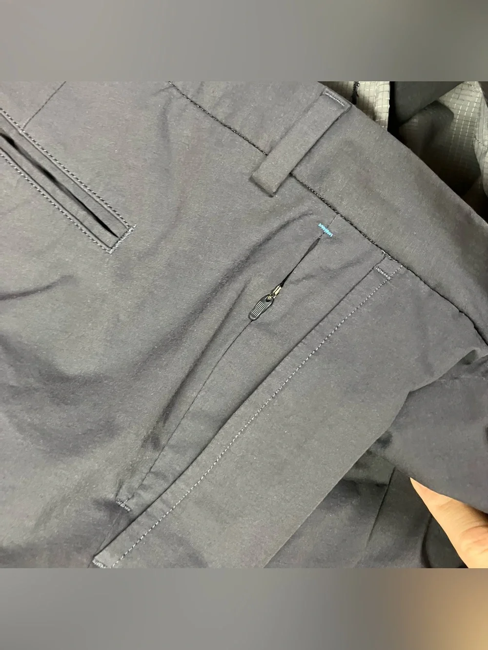 Vineyard Vines Men’s Size 38x32 On The Go Performance Pants Dark Gray